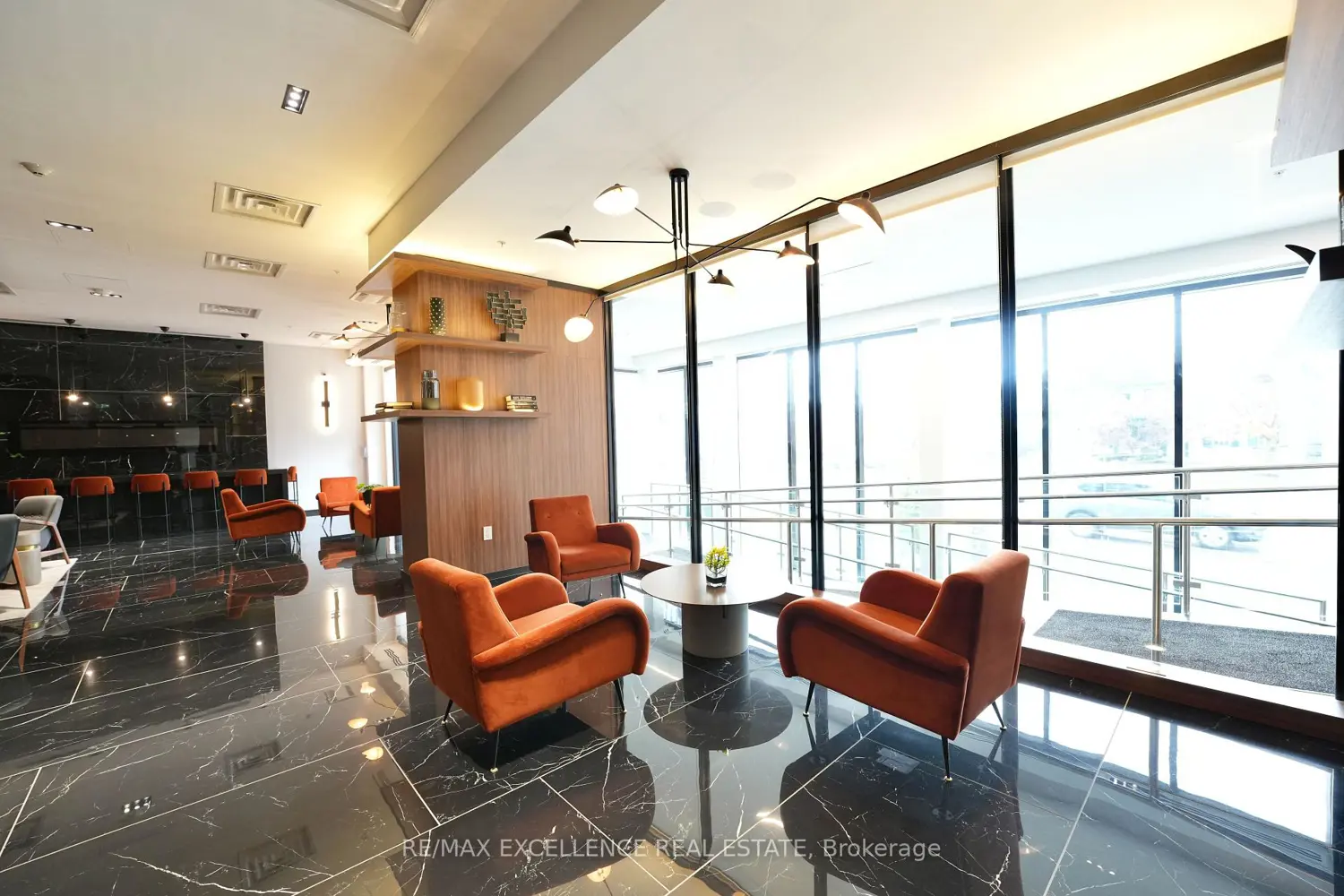 Additional image 19 of 181 King Street 1002