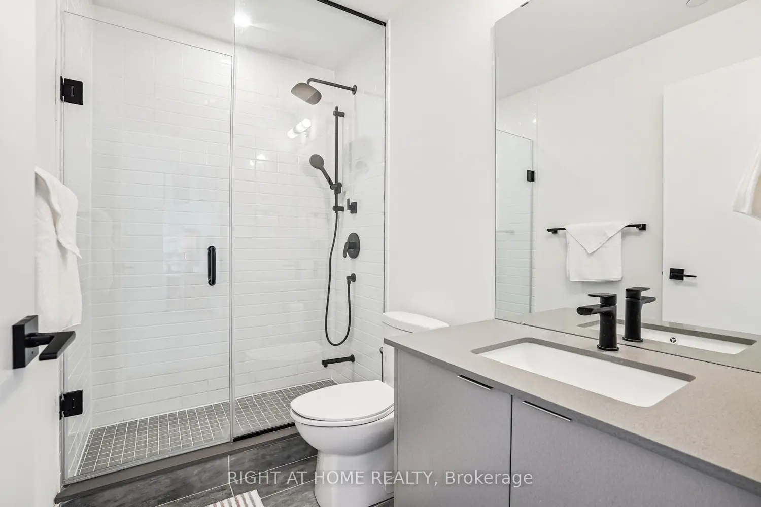 Additional image 12 of 2485 Taunton Road 436