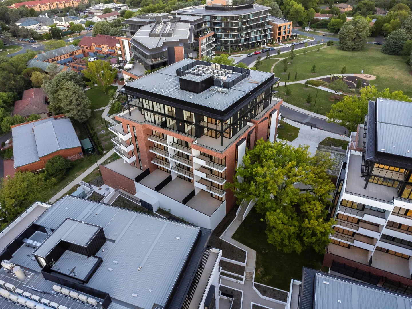 Additional image 19 of 17 Captain Cook Crescent, Griffith ACT 2603