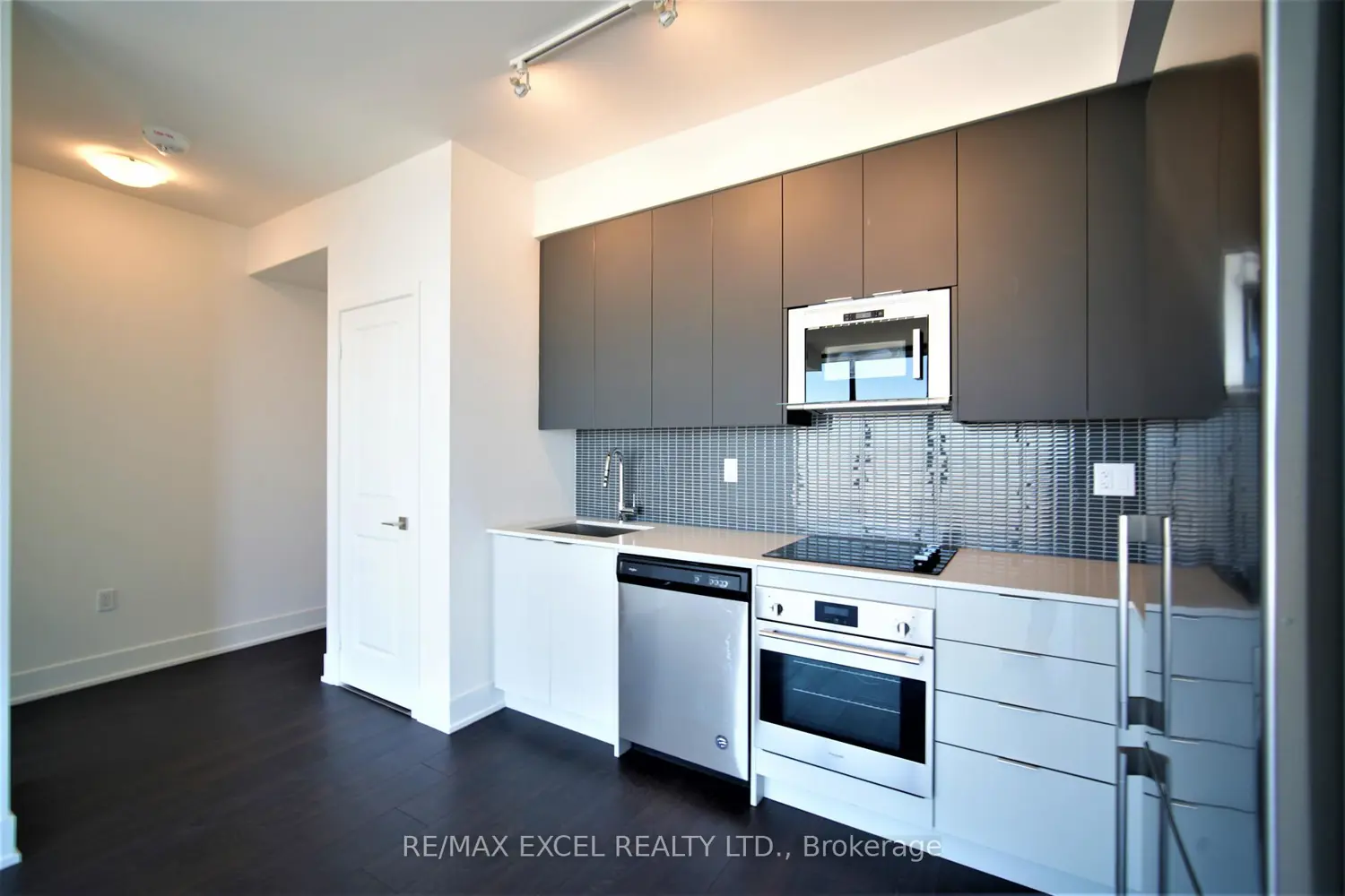 Additional image 9 of 2908 Highway 7 Road # 2607