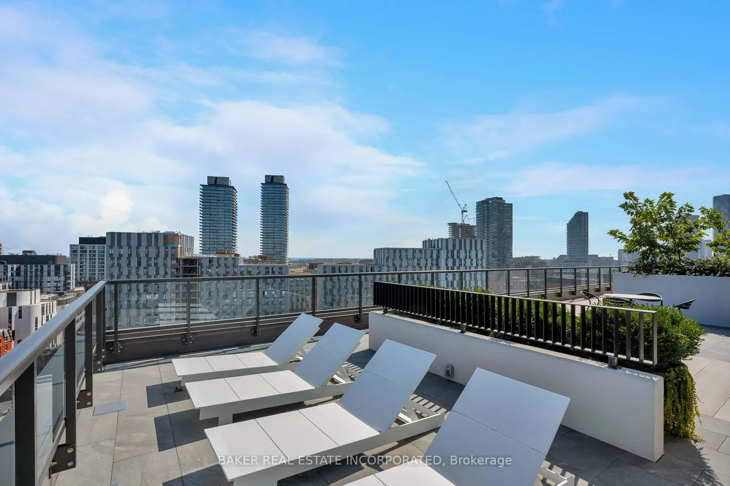 Additional image 16 of 28 Eastern Avenue 705