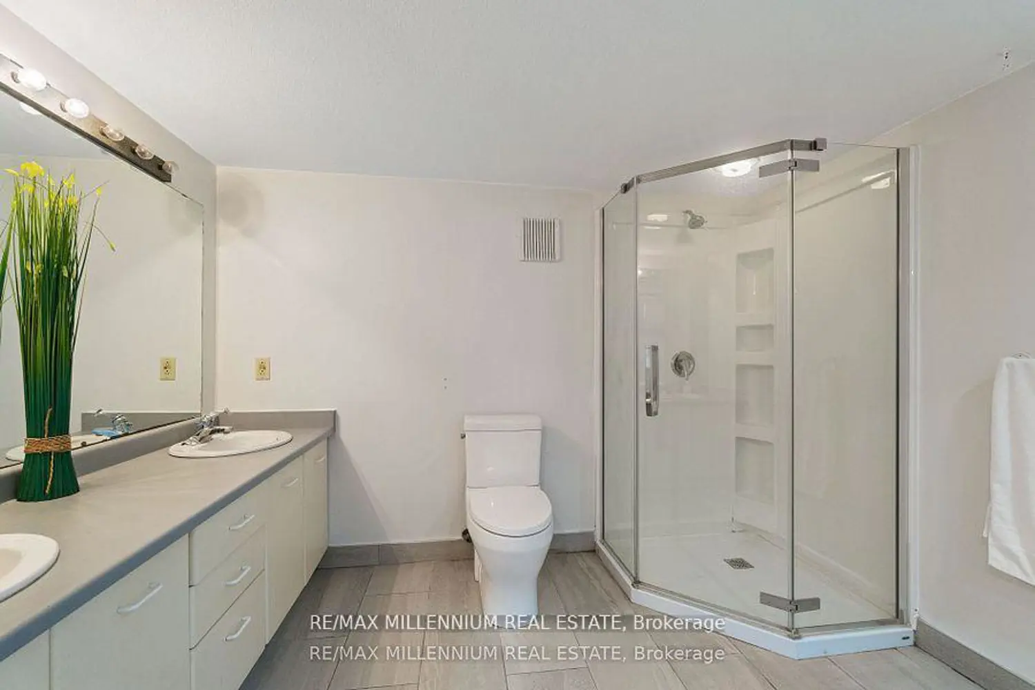 Additional image 17 of 759 Chestnut Street