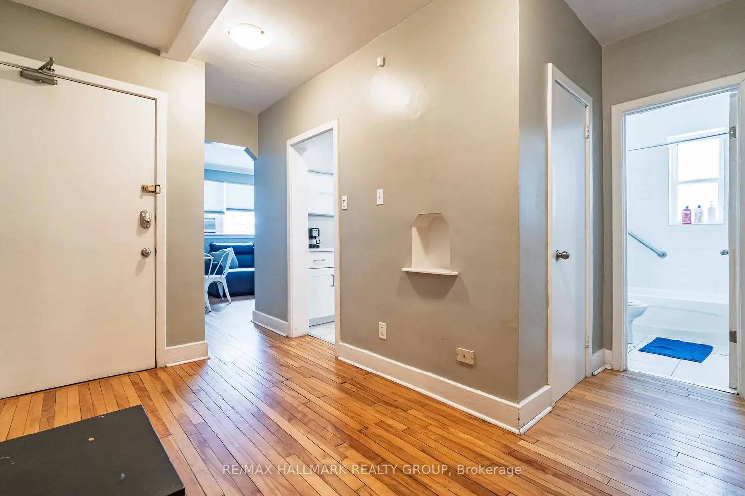 1176 Shillington Avenue photo 3