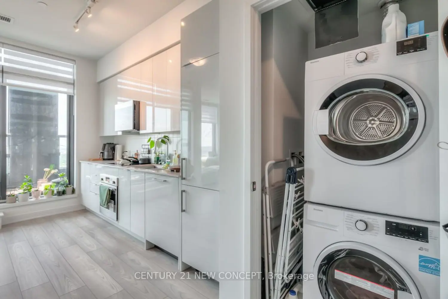 Additional image 16 of 2920 Highway 7 Road 3301