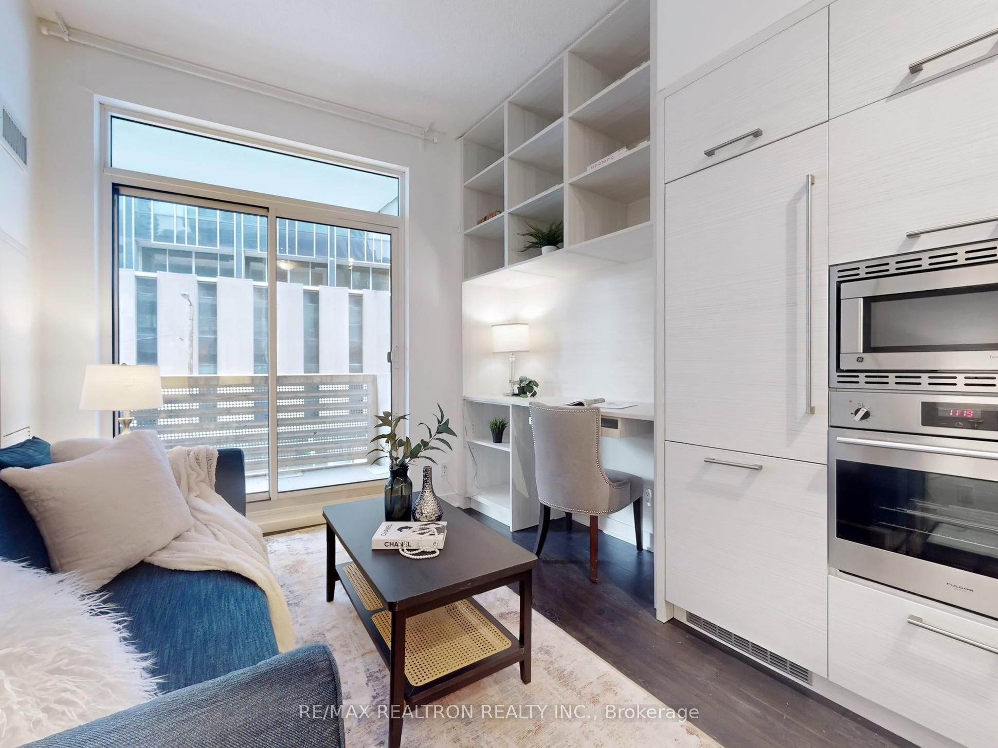 Additional image 2 of 213-2221 Yonge Street, Toronto, ON, M4S 0B8