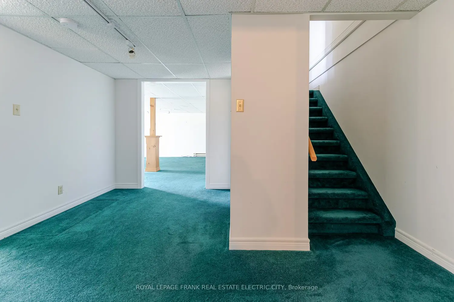 Additional image 19 of 36 Champlain Crescent 30