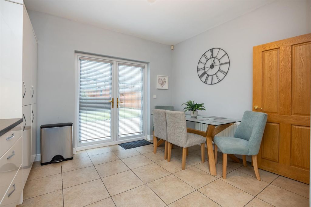 Additional image 10 of 3 bed semi-detached house for sale40 Lady Wallace Gardens, Lisburn BT28