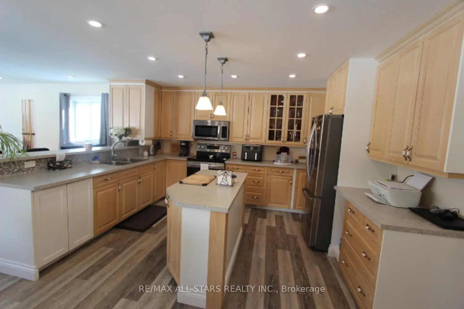 Additional image 11 of 47 Need Street