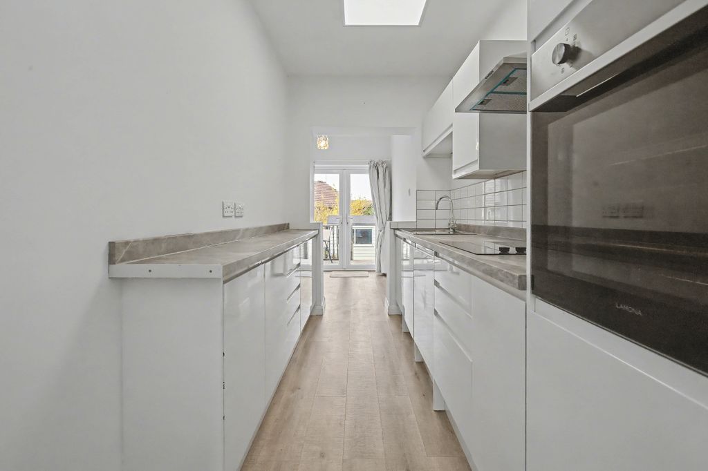 Additional image 6 of 1 bed terraced bungalow for saleOrchard Close, Thame OX9