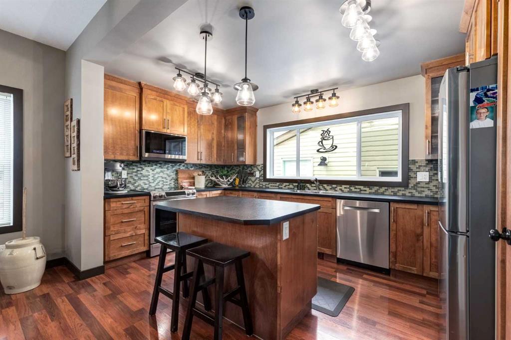 Additional image 4 of 4 Copperpond Grove SE, Calgary, AB, T3S0A6