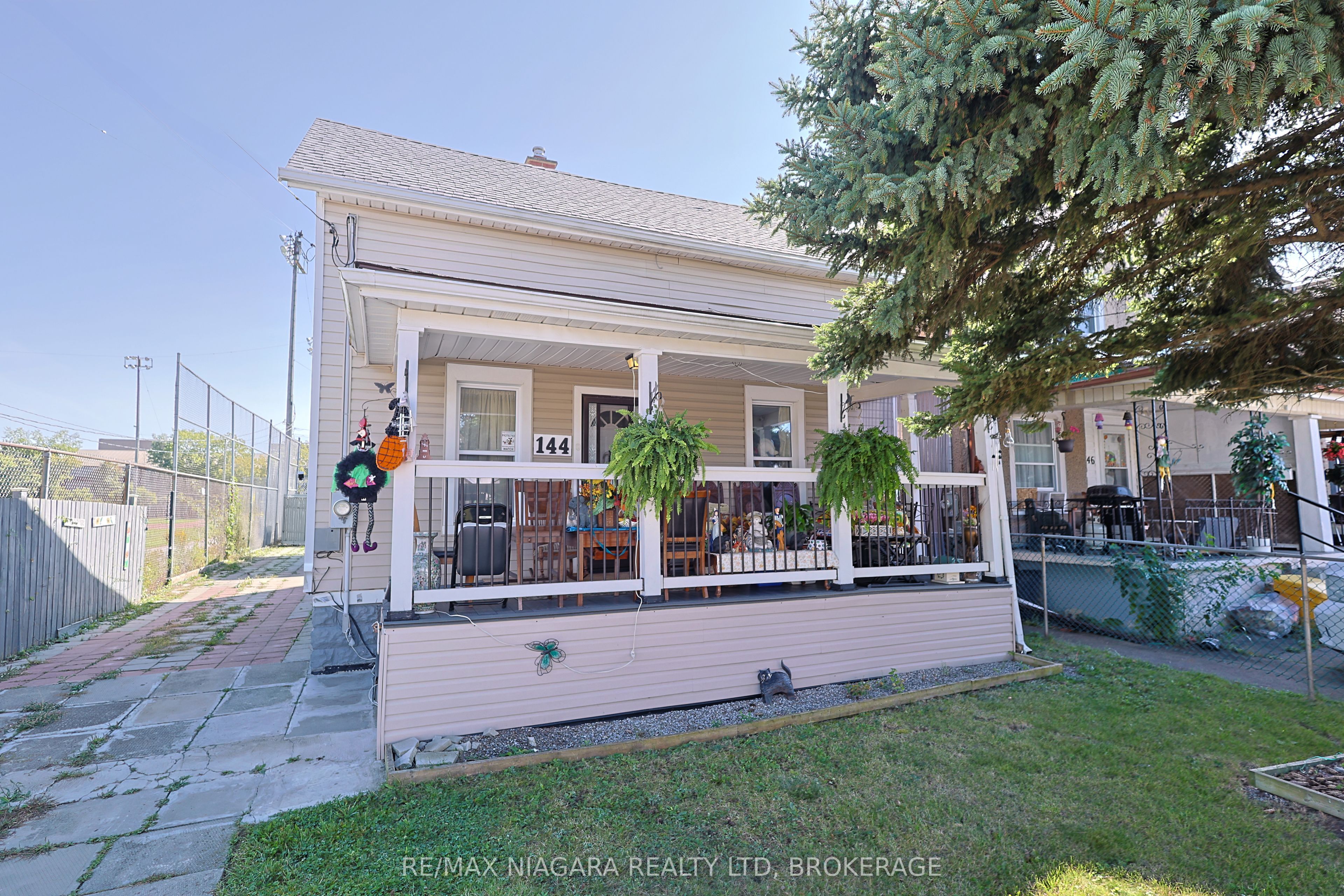 144 Burgar Street, Welland, ON, L3B 2S8