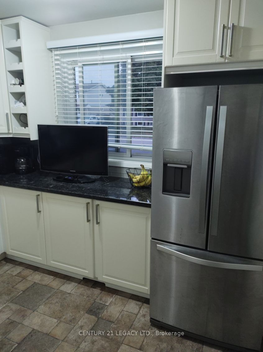 Additional image 6 of 129 Mccraney Street W, Oakville, ON, L6H 1H5