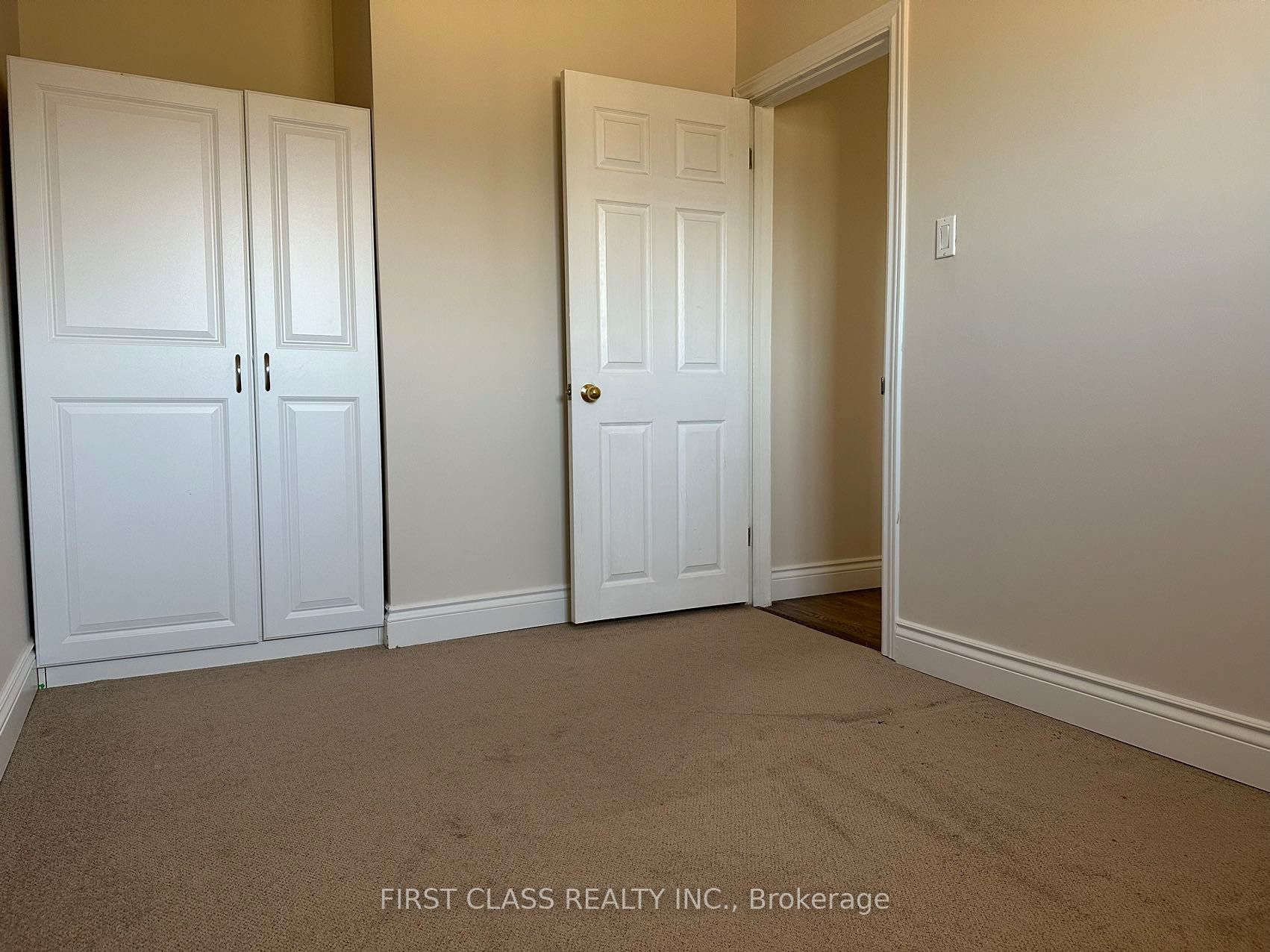 Additional image 5 of Upper-28 Collins Crescent, Aurora, ON, L4G 2W2