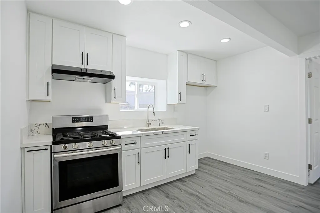 Additional image 7 of 440 W Holt Ave, Pomona, CA 91768