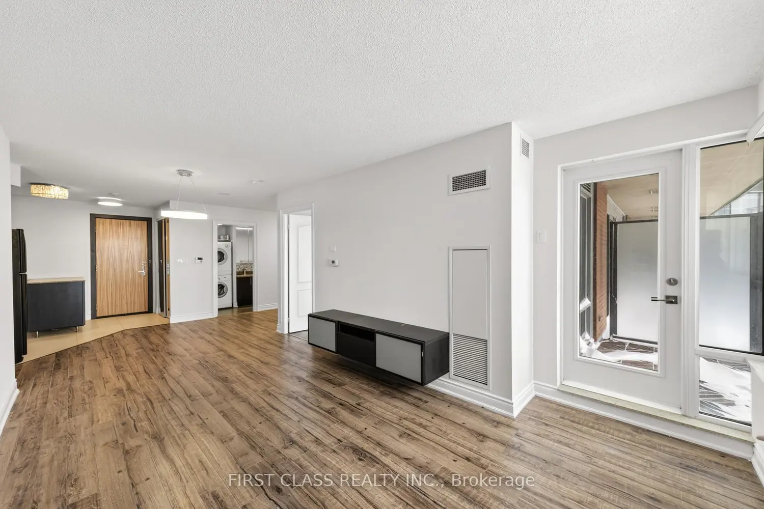 Additional image 10 of 60 South Town Centre Boulevard 620