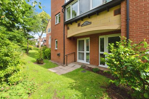 Sorrento Court, Moseley B13