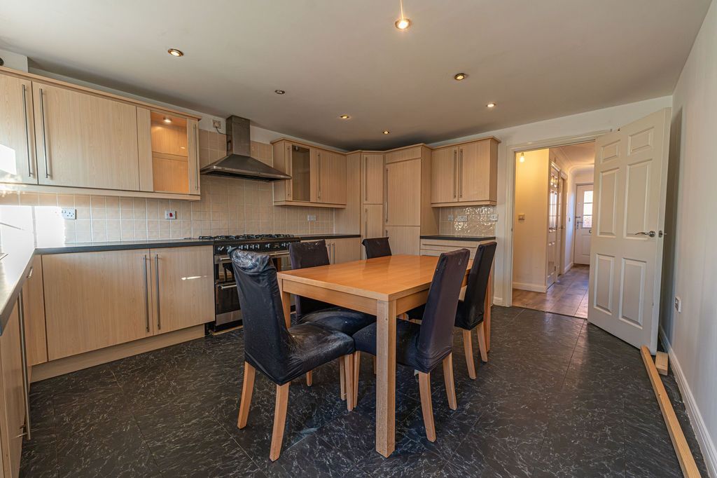 Additional image 3 of 4 bed terraced house for salePowis Close, Newport NP10