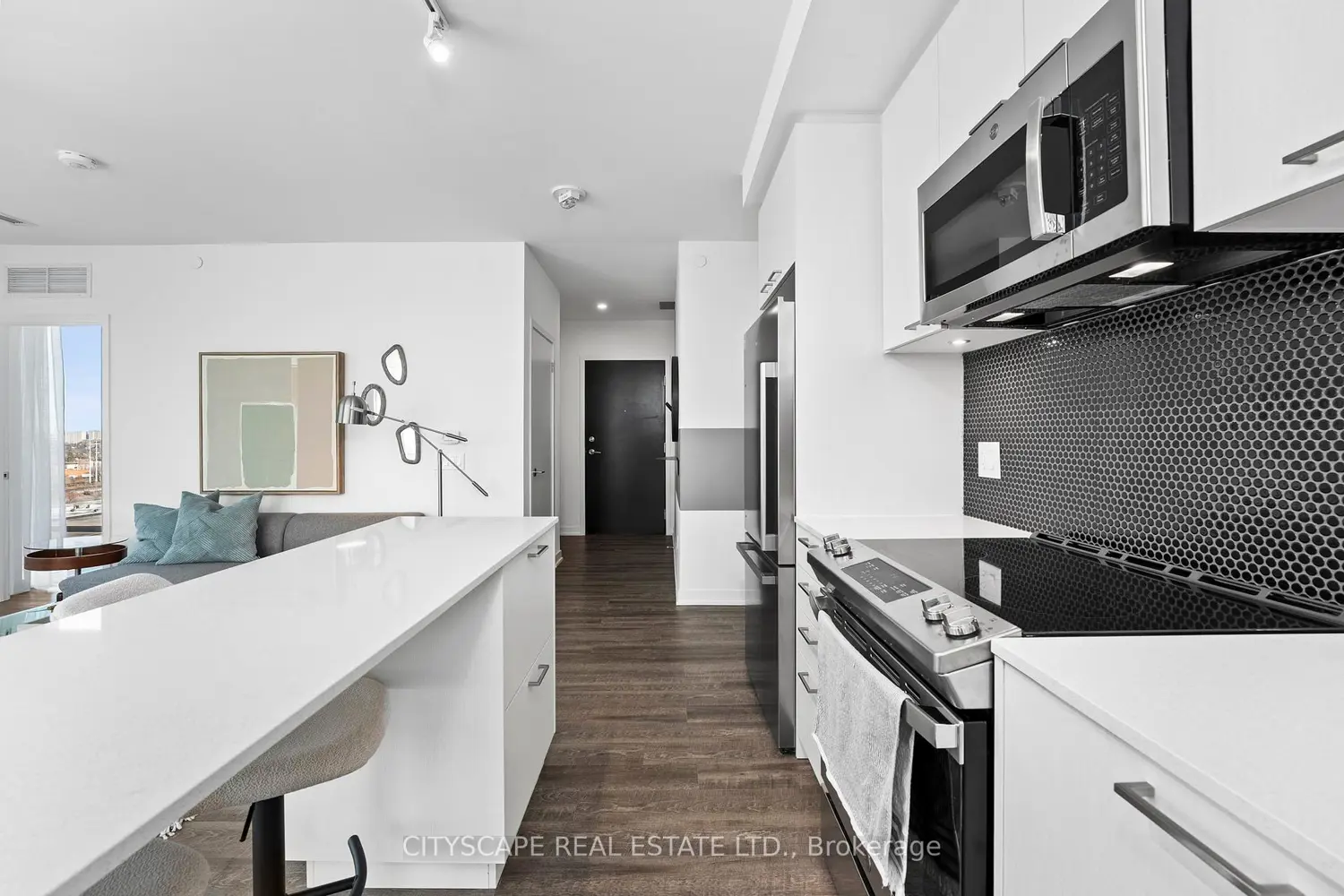 Additional image 5 of 1808 St Clair Avenue 1104
