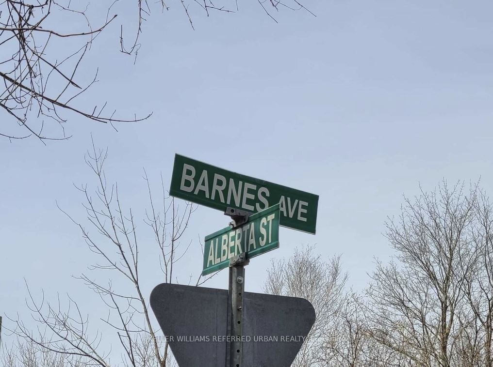555 Barnes Avenue, Tay, ON, L0K 1R0