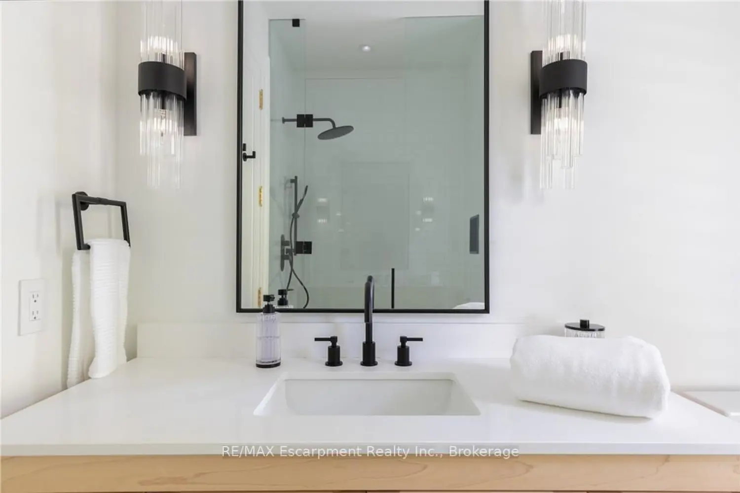 Additional image 8 of 46 Second Street