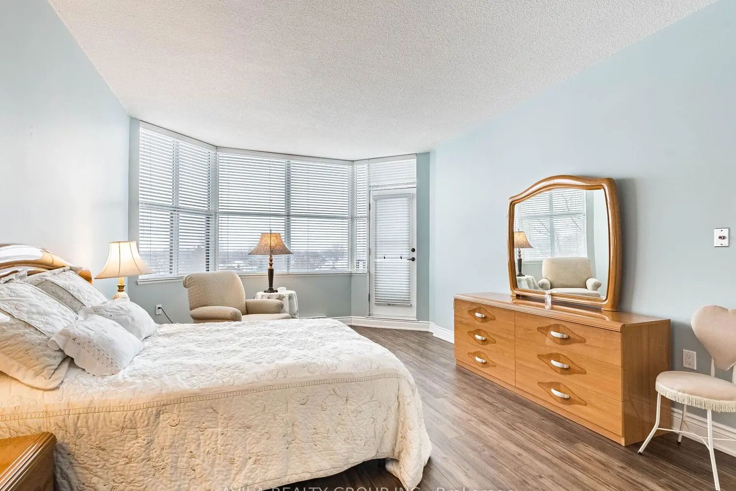 Additional image 14 of 2199 Sixth Line 408