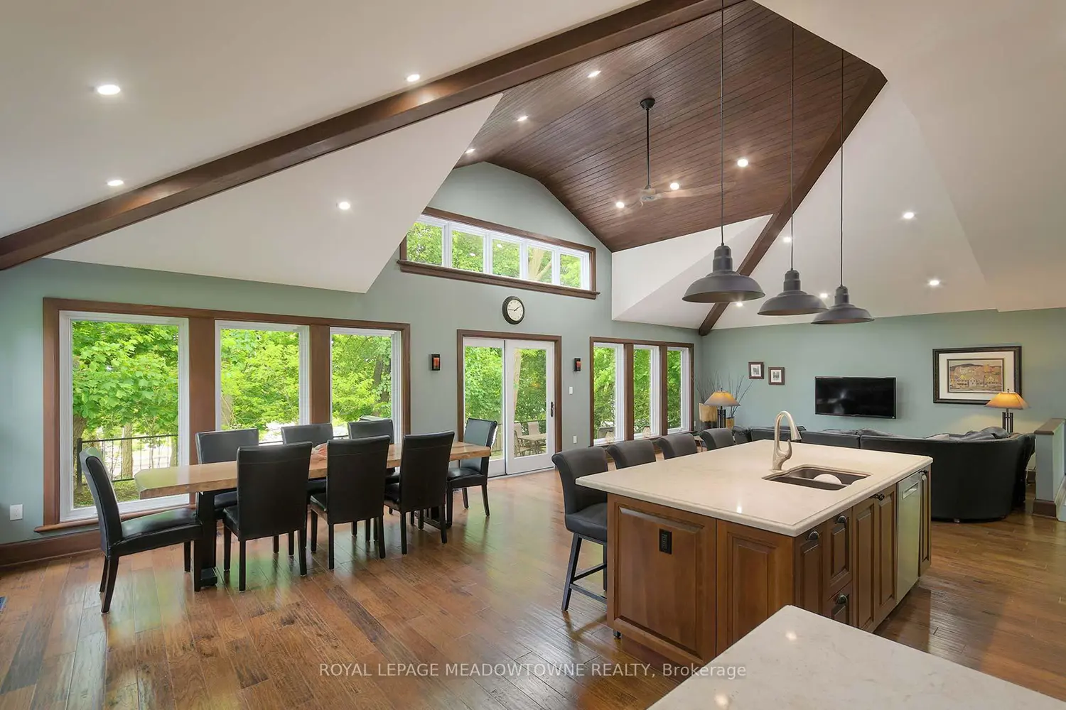 Additional image 2 of 307 Queen Street