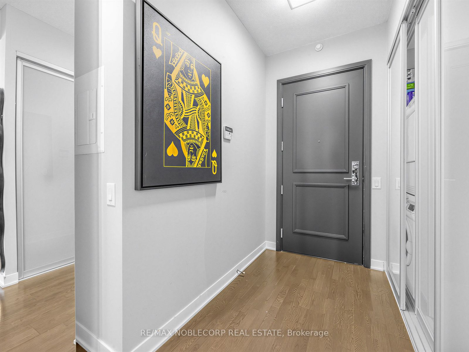 Additional image 2 of 2212-88 Park Lawn Road, Toronto, ON, M8Y 0B5