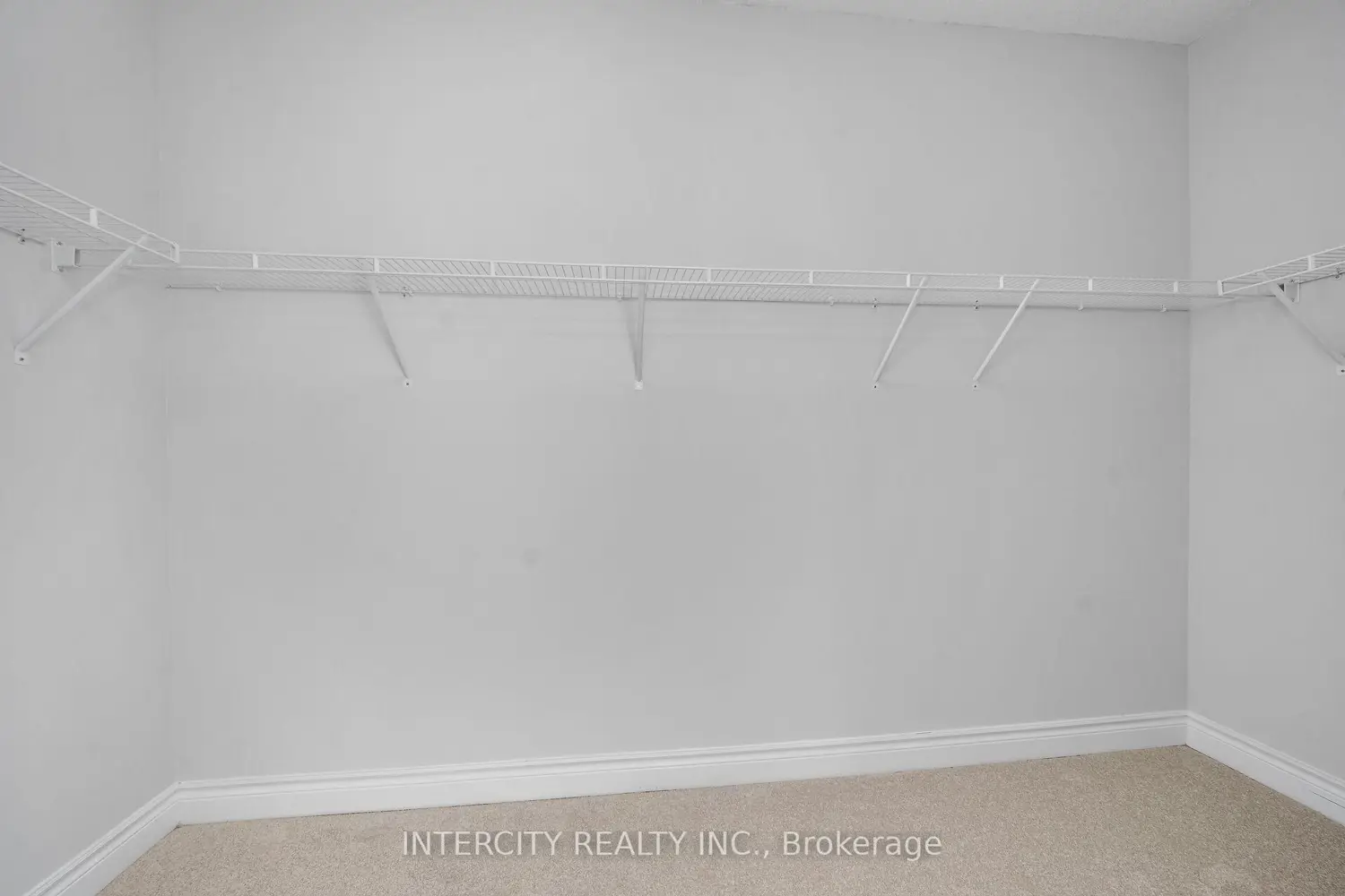 Additional image 18 of 68 Claremont Drive