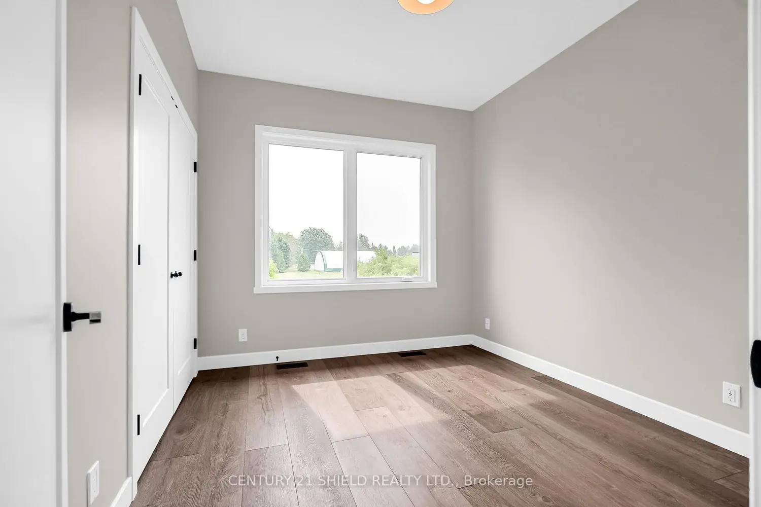 Additional image 5 of 6831 Monument Way