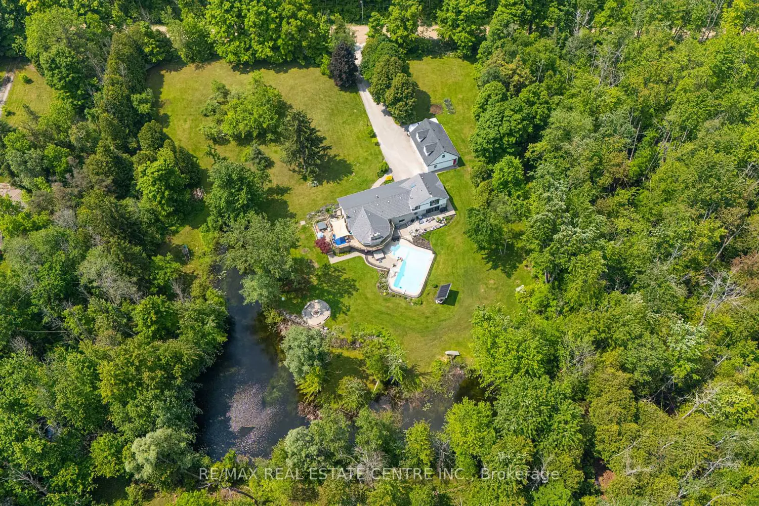 10457 Darkwood Road photo 2