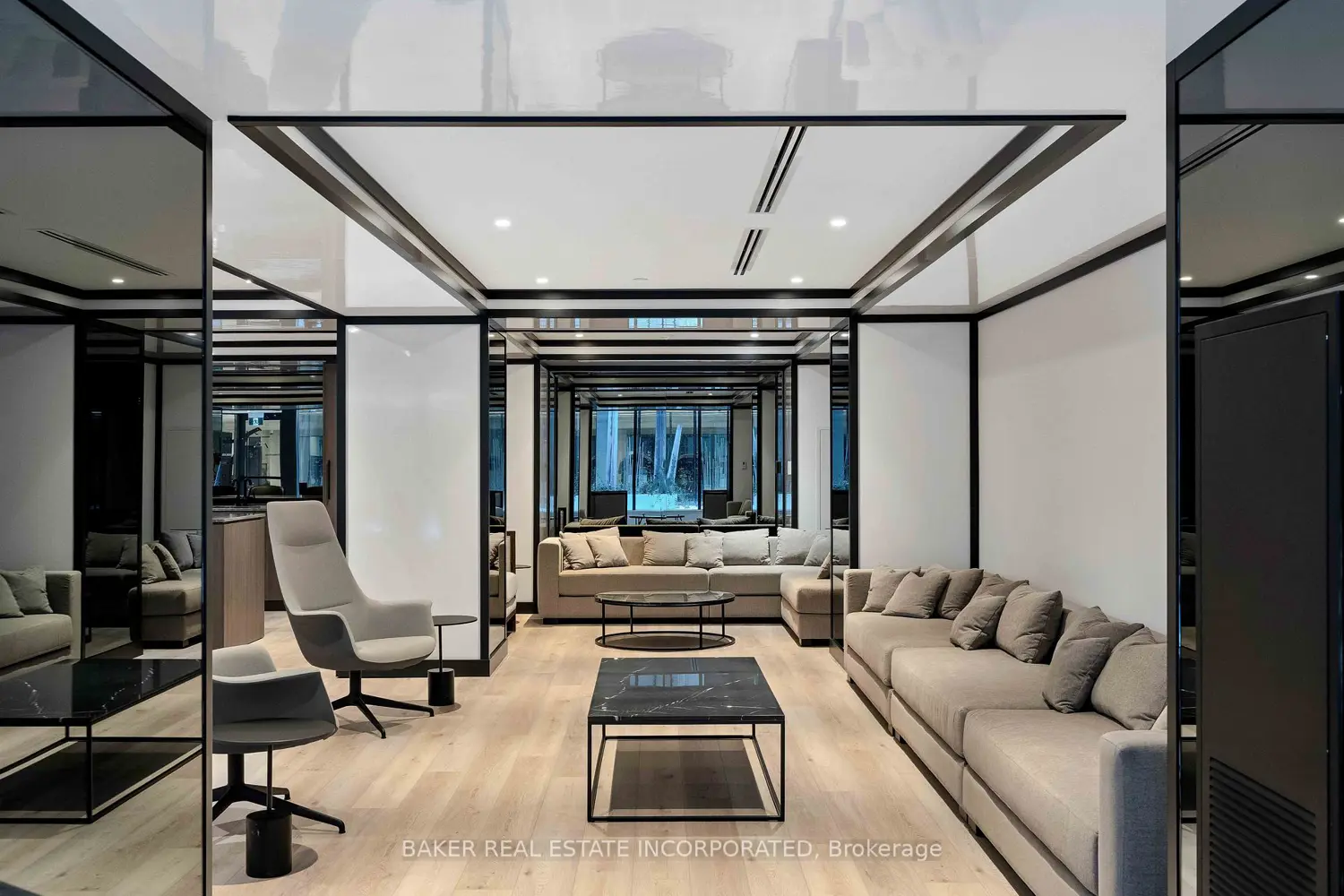 Additional image 10 of 28 Eastern Avenue 705