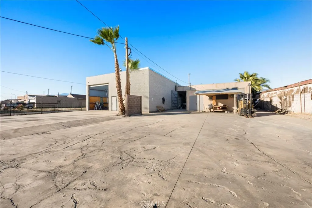 Additional image 8 of 1033 W 3rd Street, San Bernardino, CA 92410