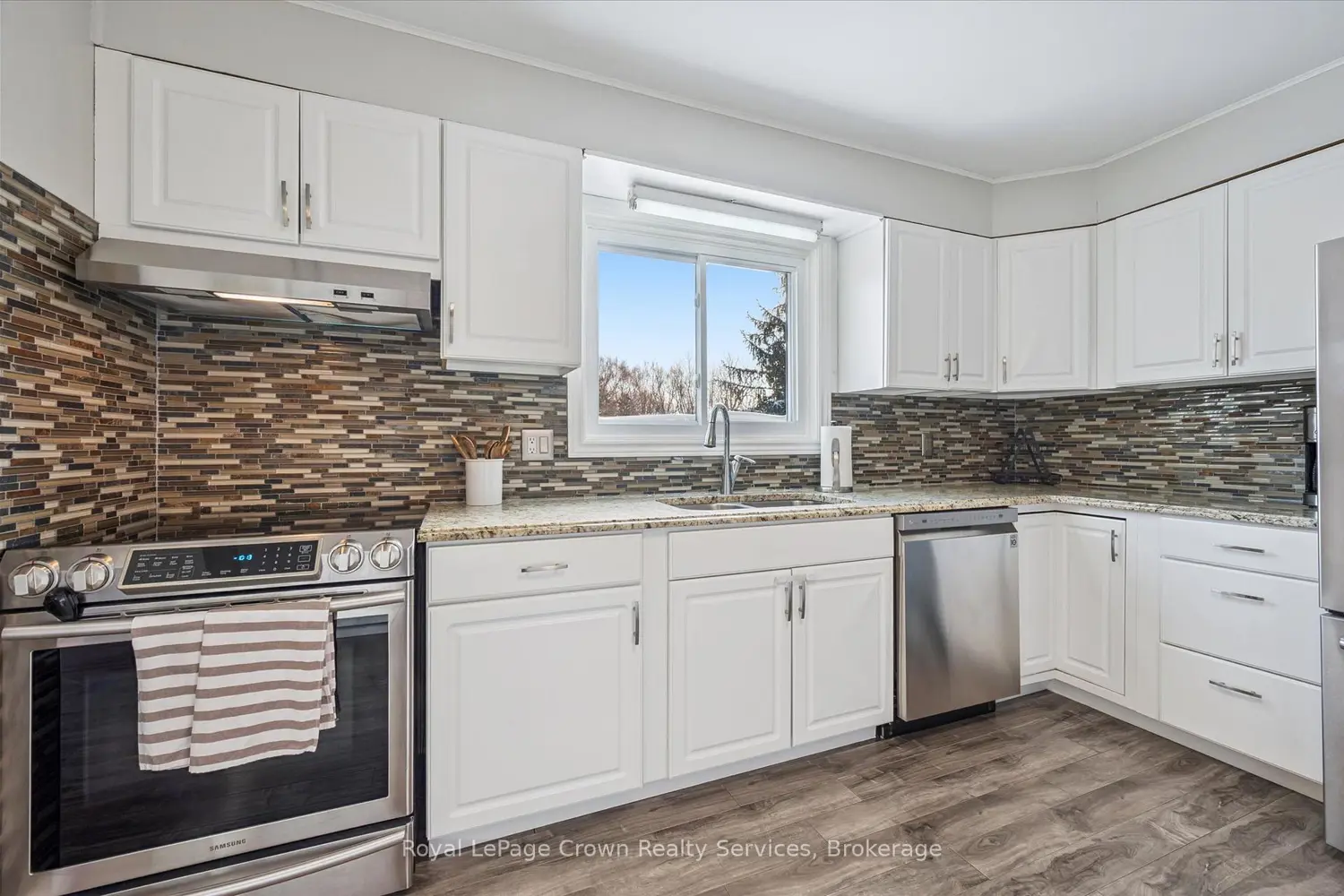 Additional image 3 of 294 Westheights Drive