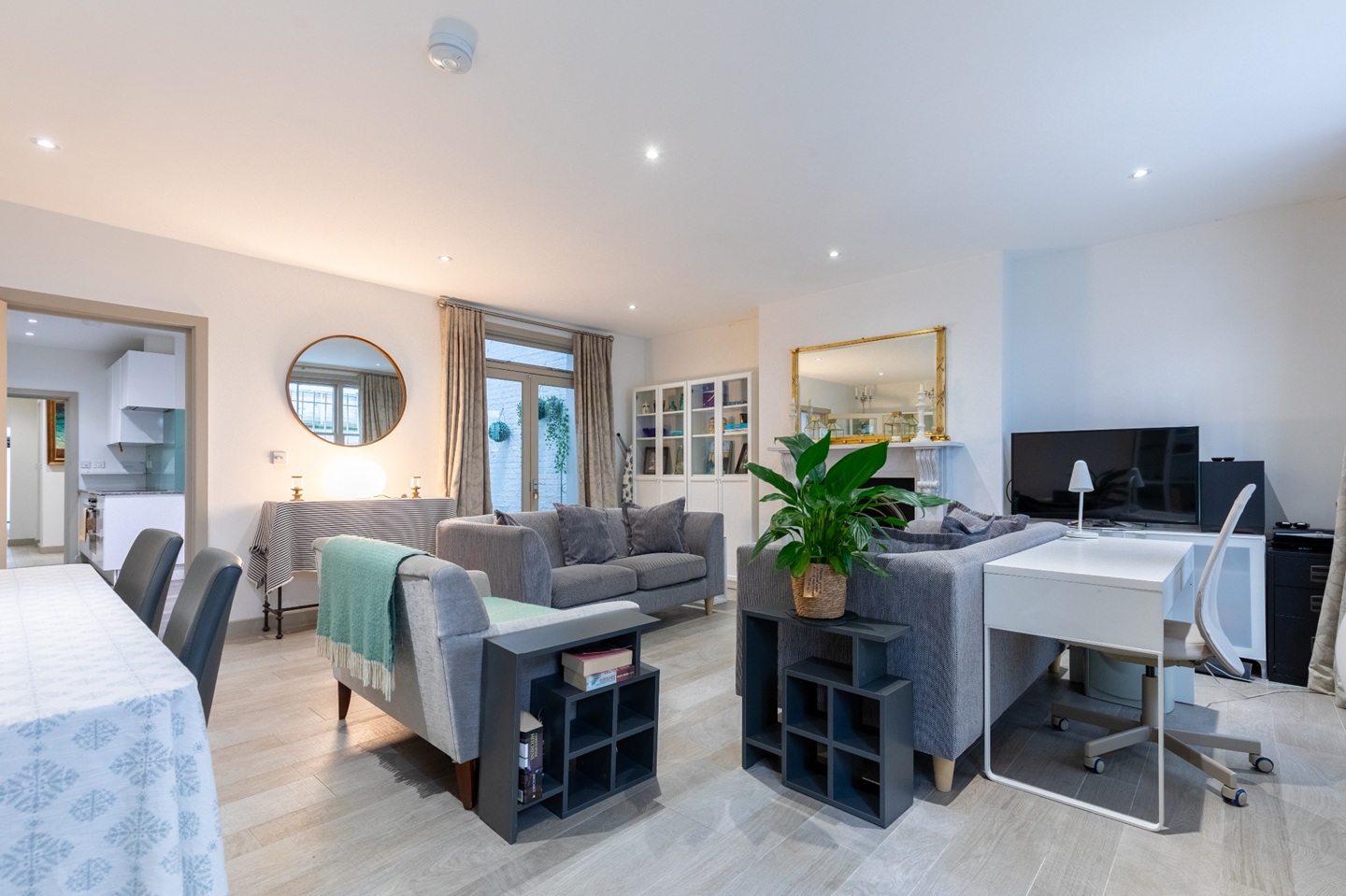 Additional image 28 of 2 Bed Flat, Linden Gardens, W2, N1 7GU