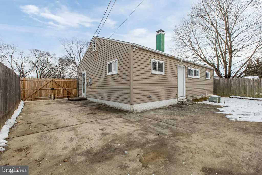 36 Arden Avenue, New Castle, DE 19720