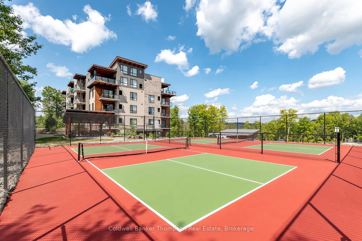 Additional image 13 of 18 Campus Trail 207