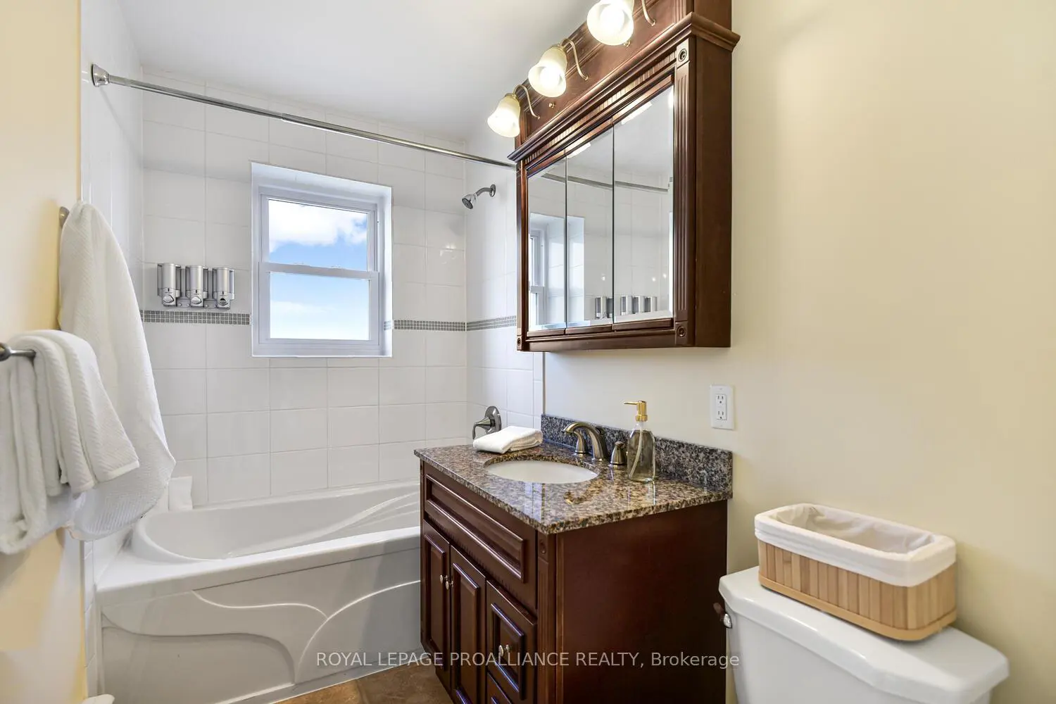 Additional image 15 of 167 Pearl Street 8