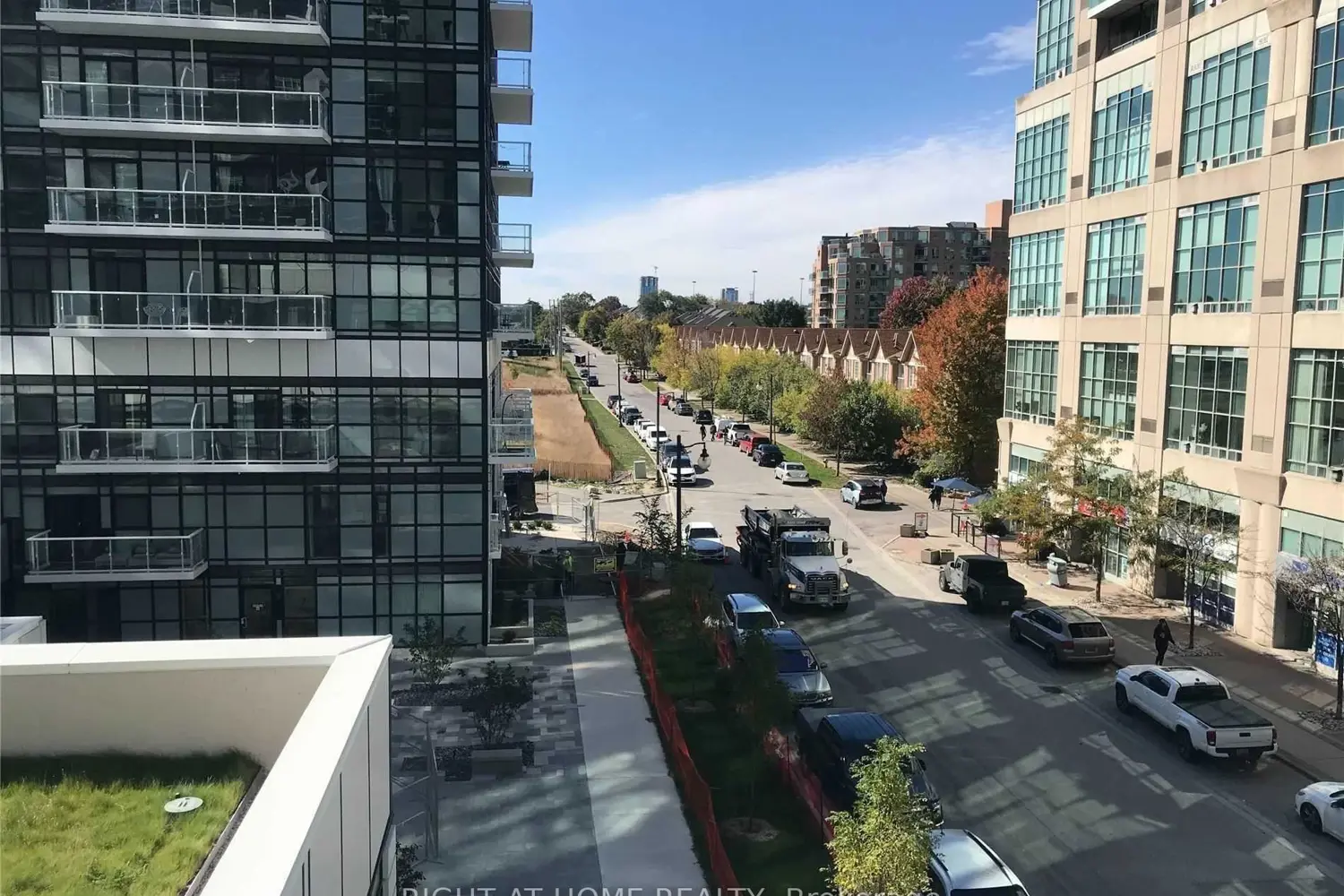 Additional image 7 of 251 Manitoba Street 908