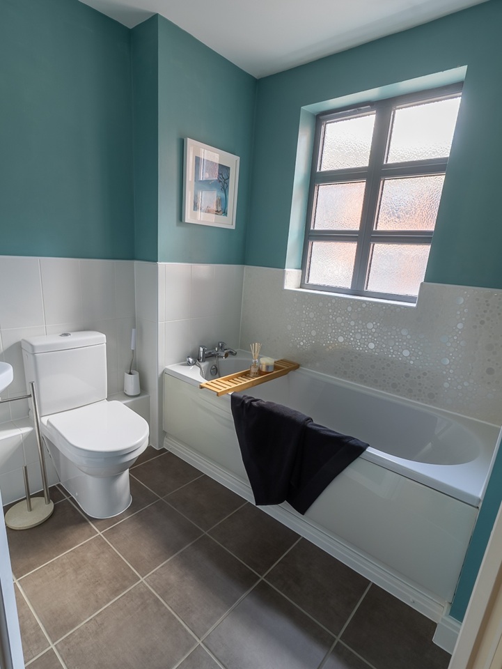 Additional image 9 of 2 Bed Flat, Lion Court, B18, N1 7GU