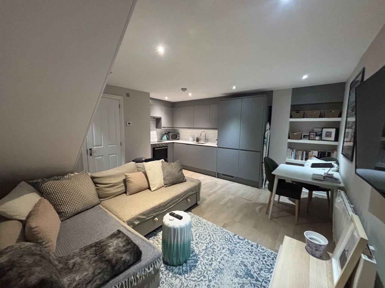 Additional image 5 of 1 Bed Maisonette, Lockington Road, SW8, N1 7GU