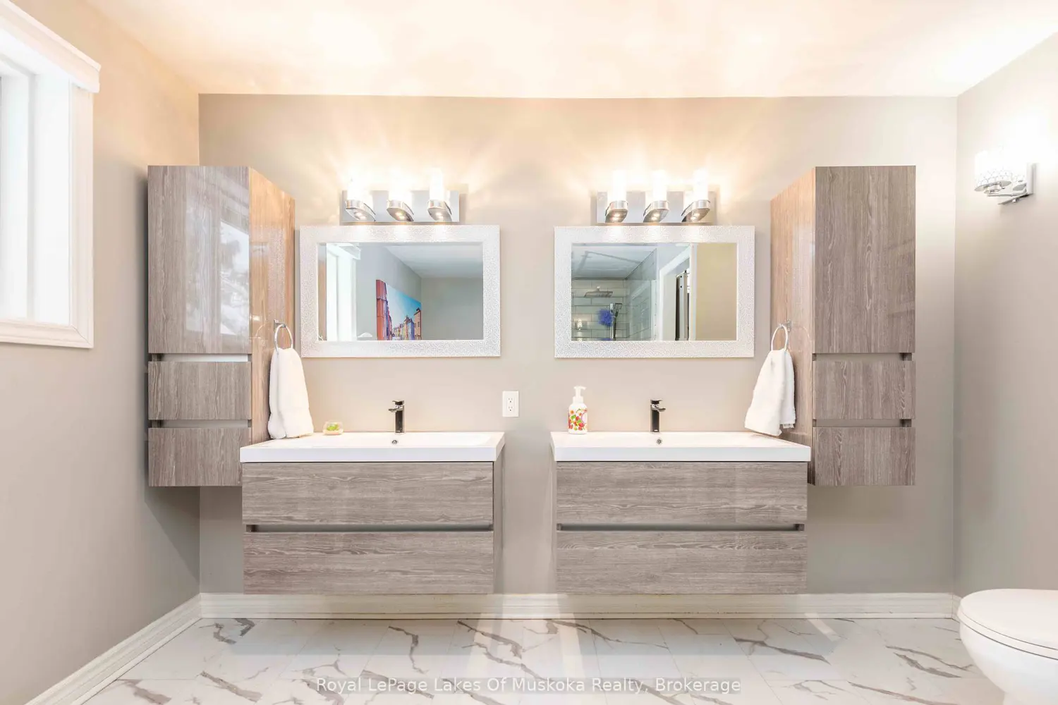 Additional image 9 of 256 Woodland Drive