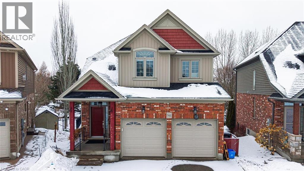 941 Pioneer Grove Court, Kitchener, ON, N2P0B2