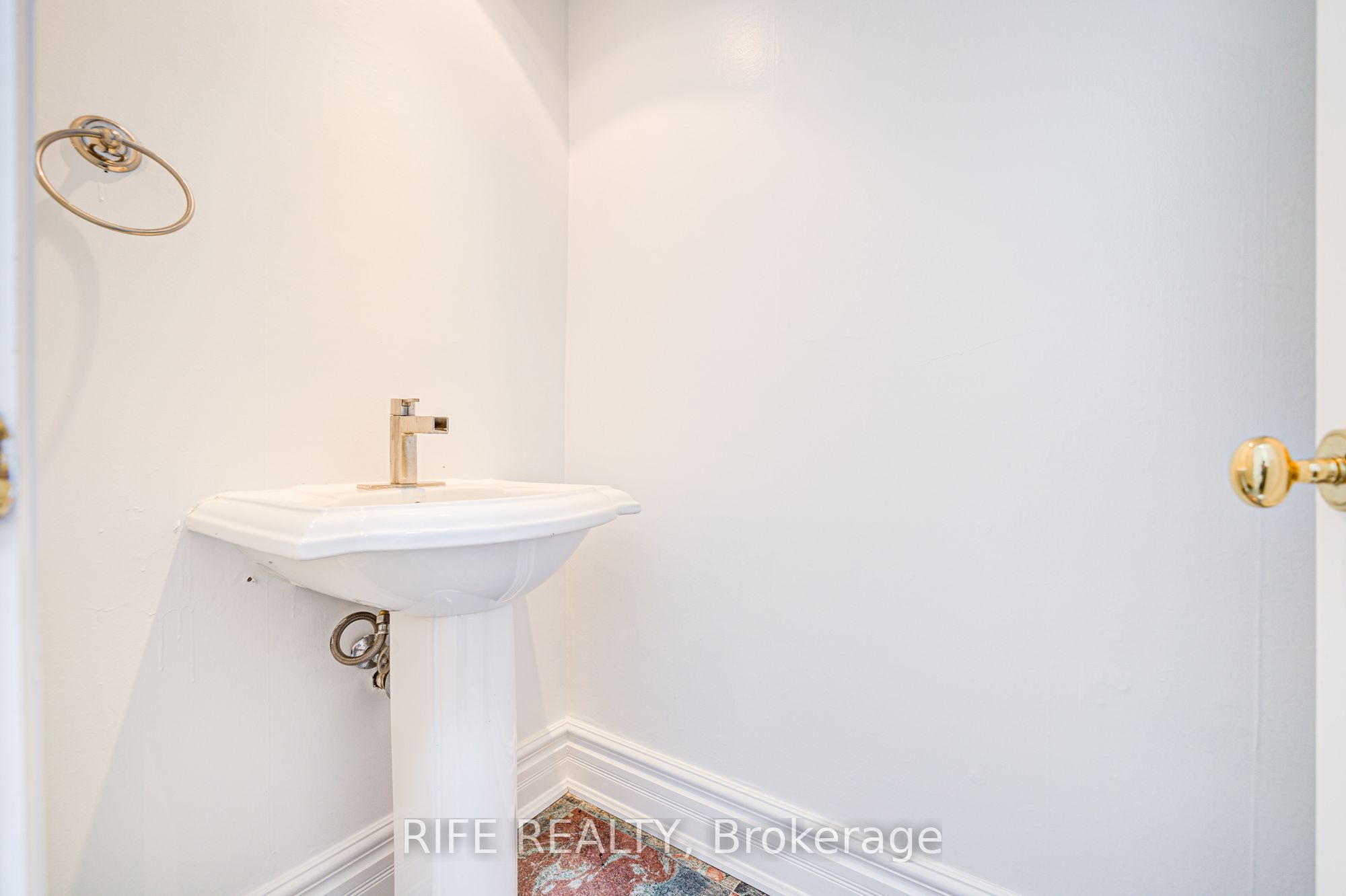 Additional image 4 of 17 Bramble Drive, Toronto, ON, M3B 2E9