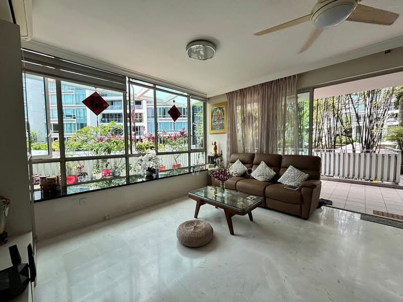 Additional image 5 of 67 Compassvale Bow