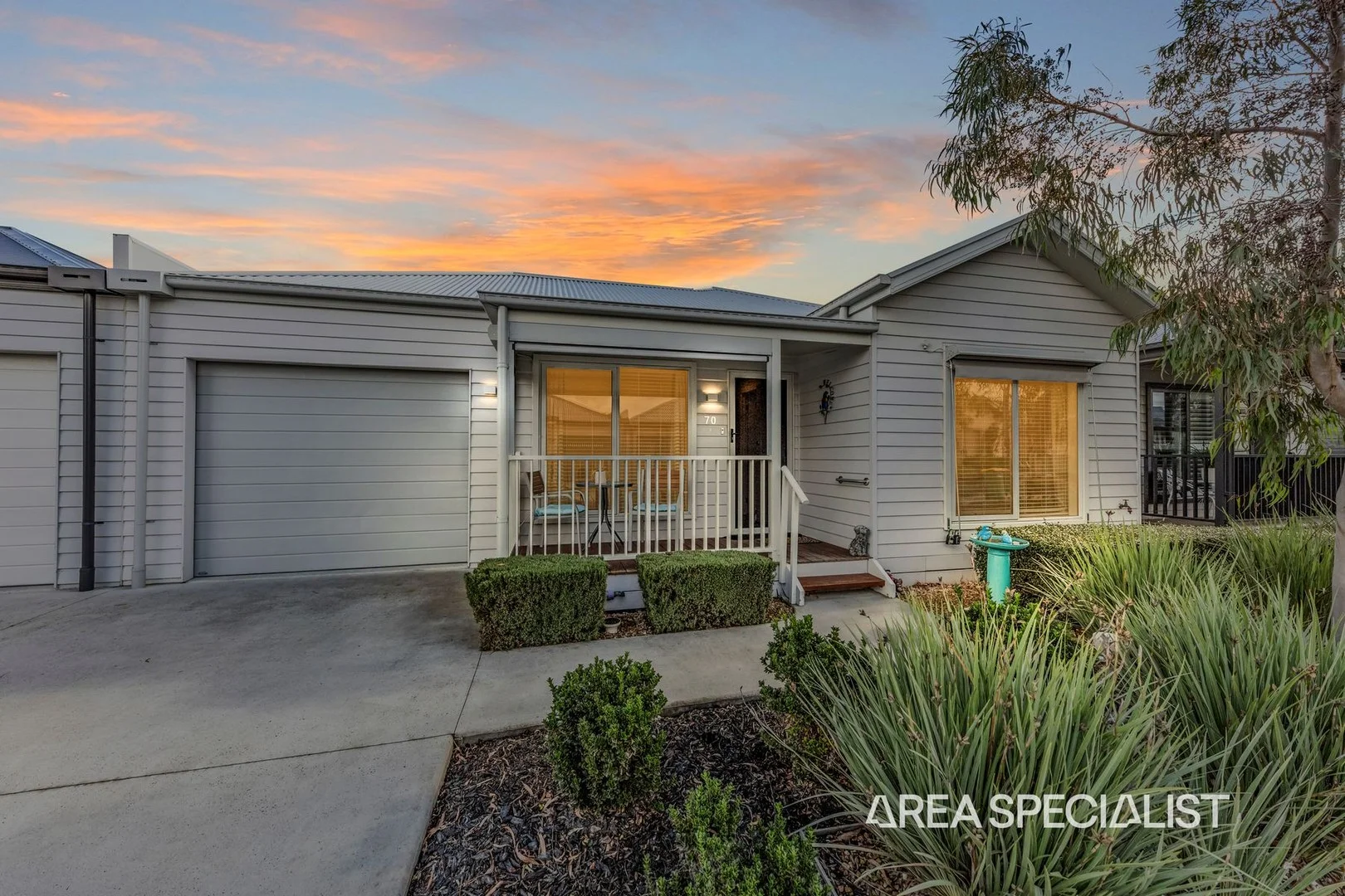 70/45 Heytesbury Drive, Officer South VIC 3809