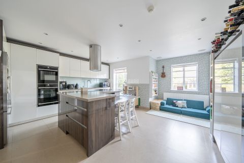 Hutchings Walk, Hampstead Garden Suburb NW11