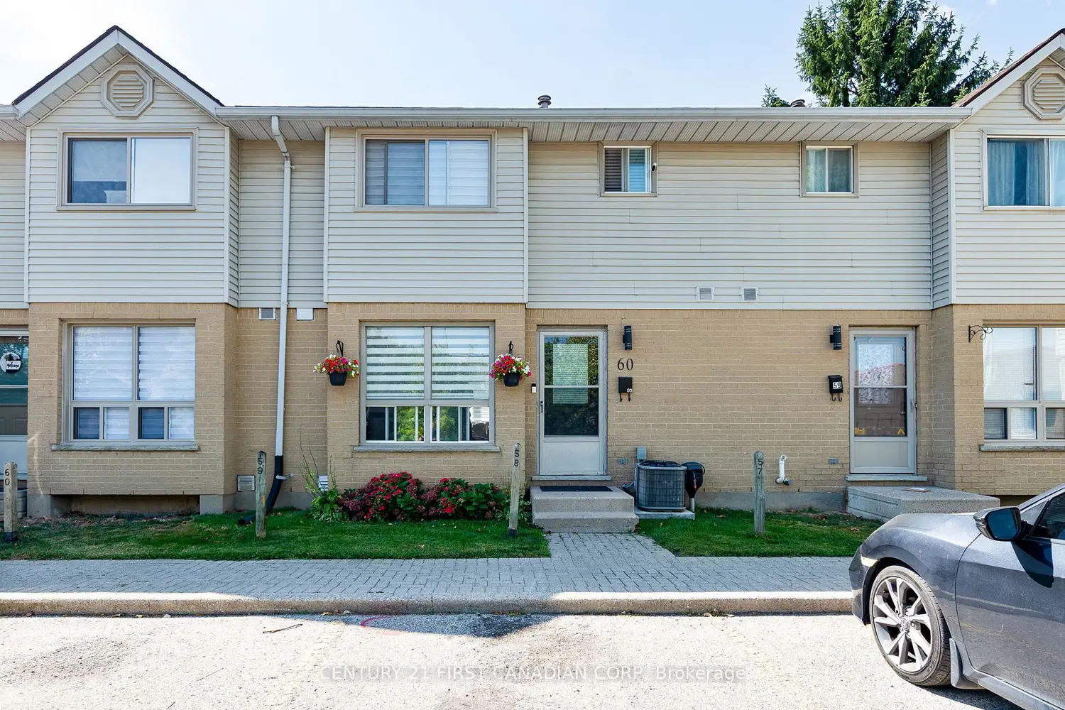 35 Waterman Avenue 60