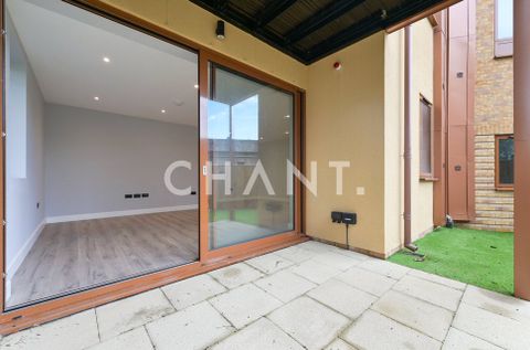 Woden Apartments, 59 Cuckoo Hill, Pinner HA5