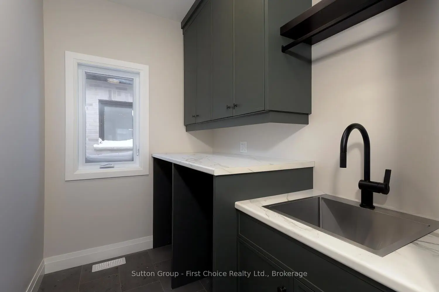 Additional image 11 of 19 Kastner Street