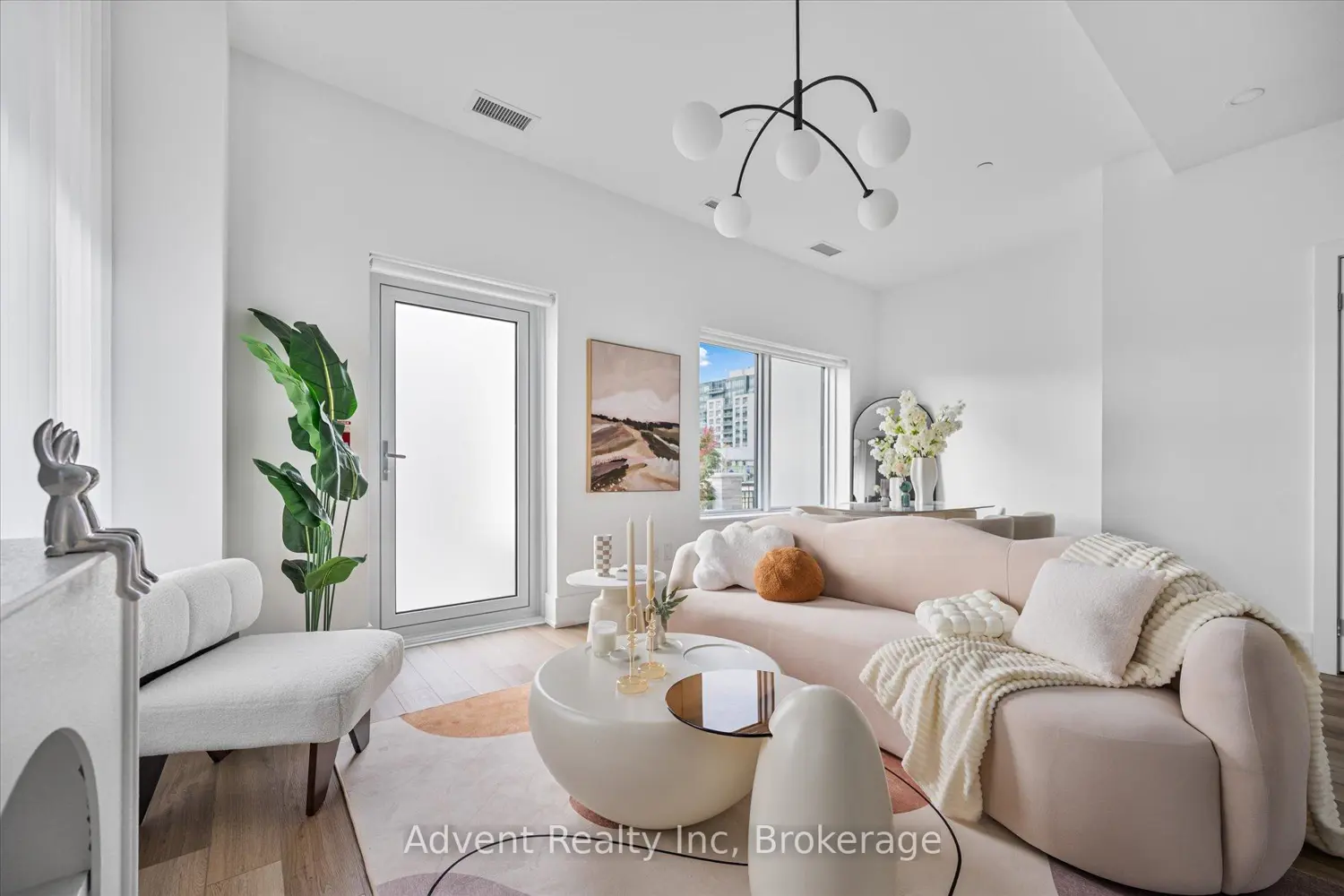 Additional image 5 of 8 Cedarland Drive 127W